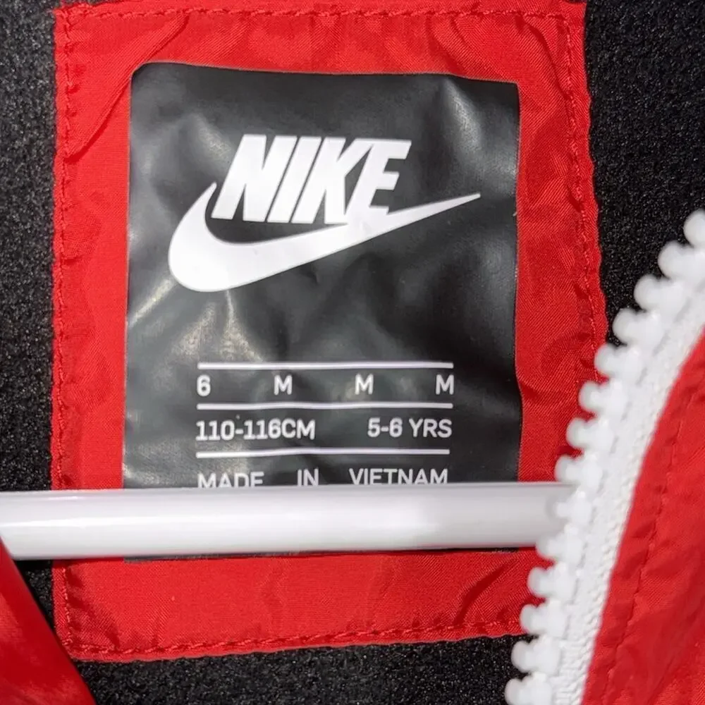 Nike logo fleece lined zip front coat size 6